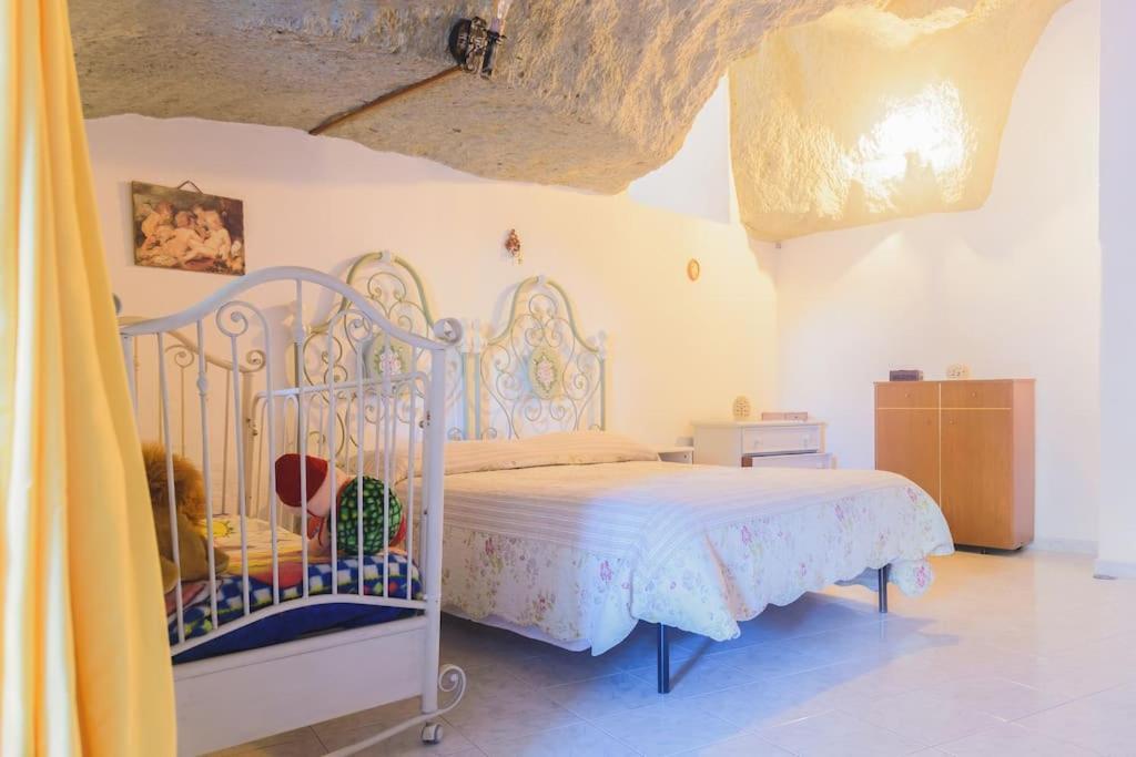 Appartamento In Pietra Di Tufo Verde Ischitana, Forio Forio di Ischia Esterno foto